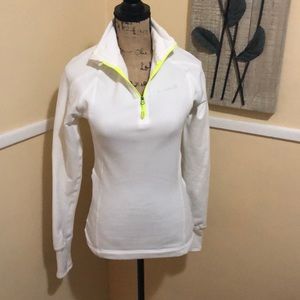 Small Avalanche white half zip sweater